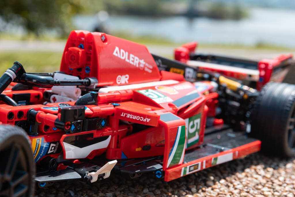 Alternative build instructions for LEGO Technic 42125:Transform your Ferrari 488 GTE kit into a F1 - WW Bricks Studio Official Store