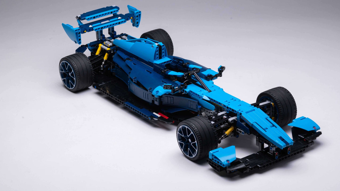Alternative build instructions for LEGO Technic 42083: Transform your Bugatti Chiron into a F1 - WW Bricks Studio Official Store