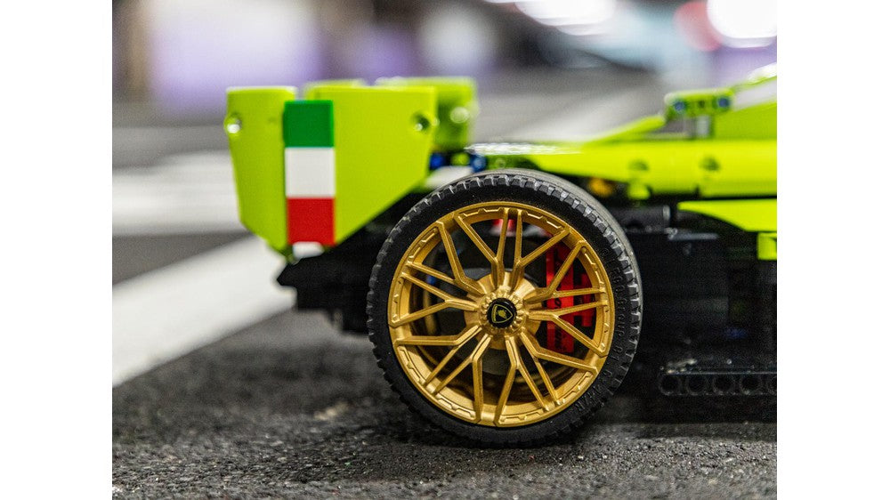 MOC - [RC] LEGO Technic 42115 Lamborghini F1 with BuWizz 2.0