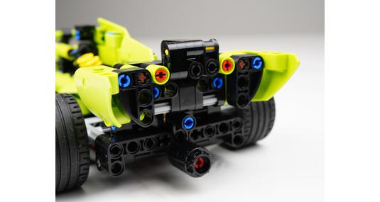 Similar to best sale lego technic