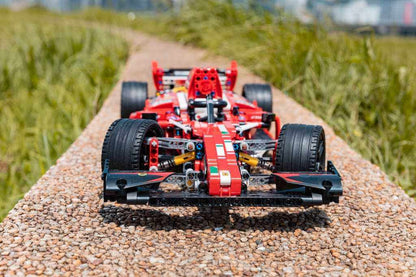 Alternative build instructions for LEGO Technic 42125：Transform your Ferrari 488 GTE kit into a F1 - WW Bricks Studio Official Store